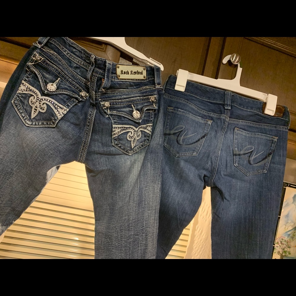 🎈 Rock Revival & Express Jean Lot